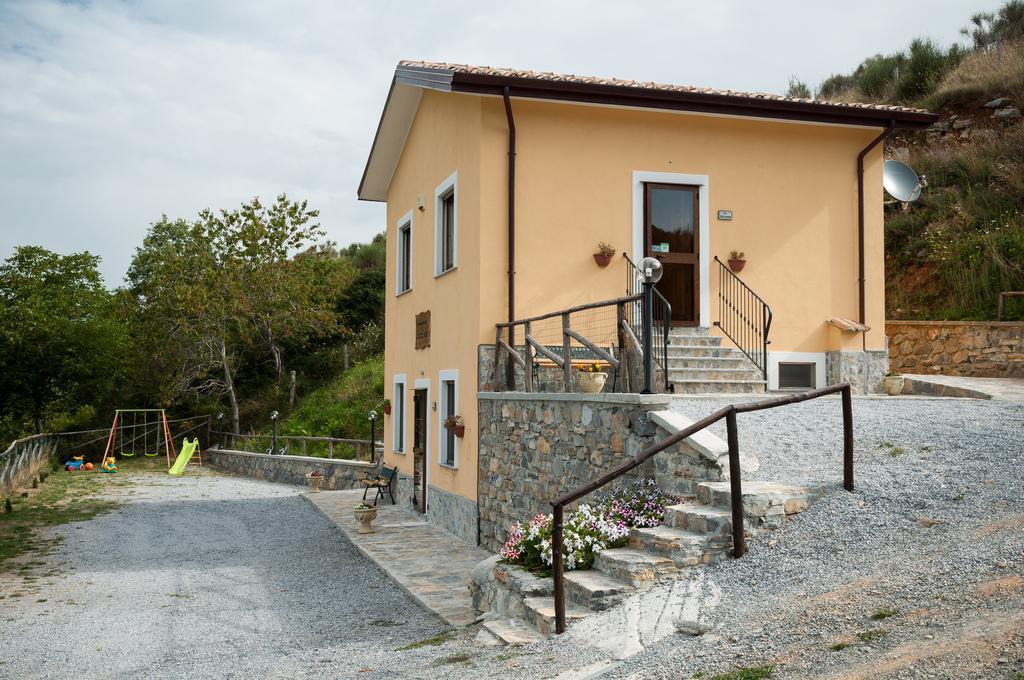 مورمانو Azienda Agrituristica La Casetta Del Pollino المظهر الخارجي الصورة